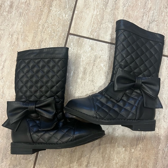 The DollMaker black faux leather boots with bow detail size 7 - Picture 1 of 4